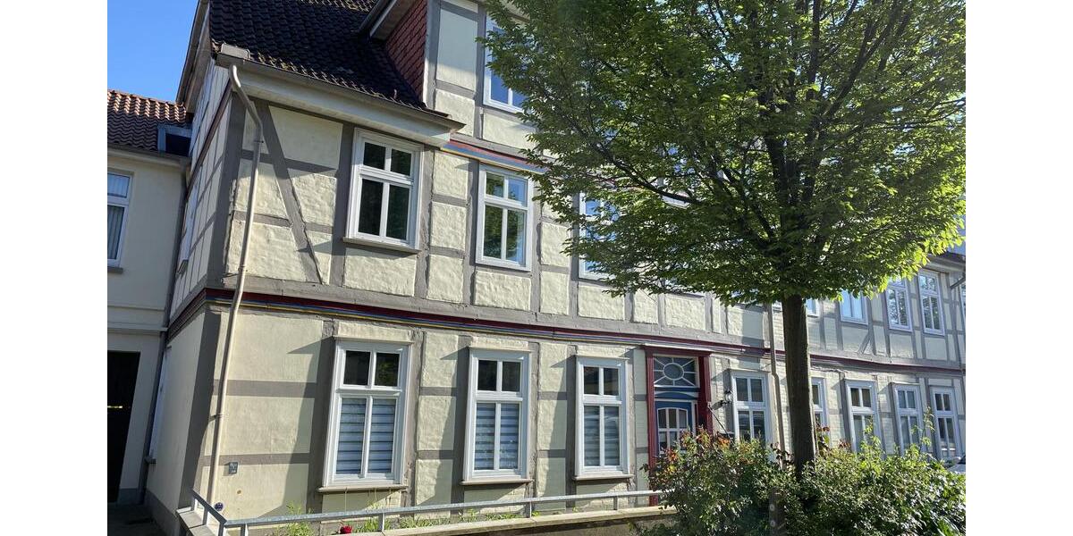 Stilvolle 3-Zimmer-Wohnung mit hochwertiger Einbauküche in exklusiver Lage von 29221 Celle 3 zimmer