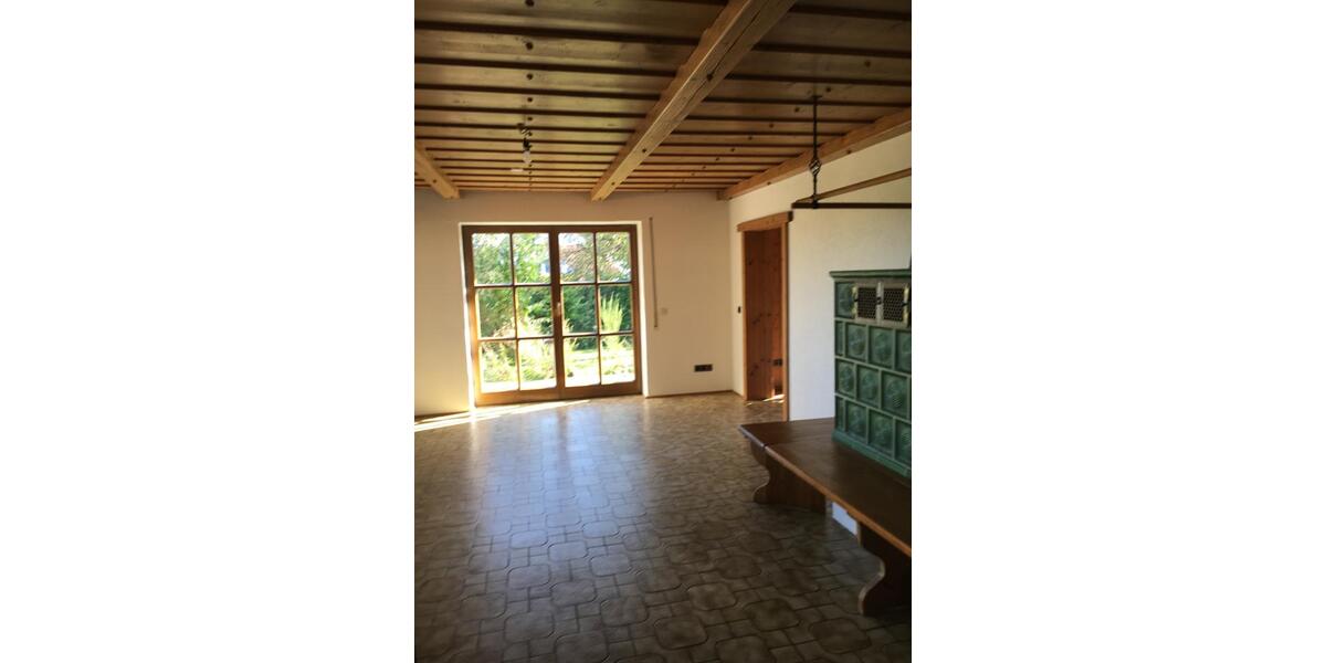 Erdgeschoßwohnung Dietfurt an der Altmühl - 5 Zimmer, 183 m&sup2;, 1.250&euro; | Angebot:26702067