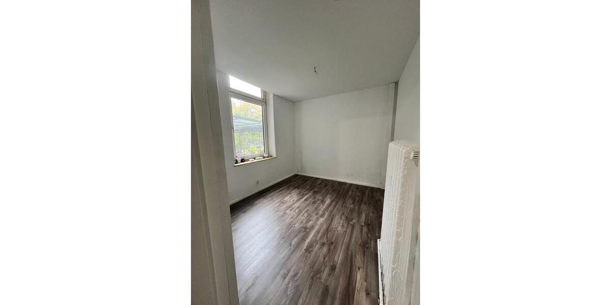 Etagenwohnung Nordenham - 3 Zimmer, 66 m&sup2;, 540&euro; | Angebot:24873017