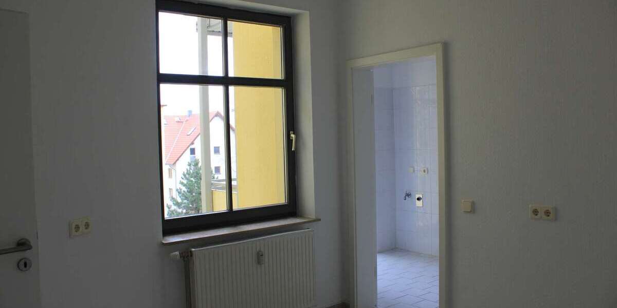 Die perfekten ZWEI - helle 2 Zimmer Wohnung mit Balkon und Tageslichtbad * Einbauküche möglich 2 zimmer