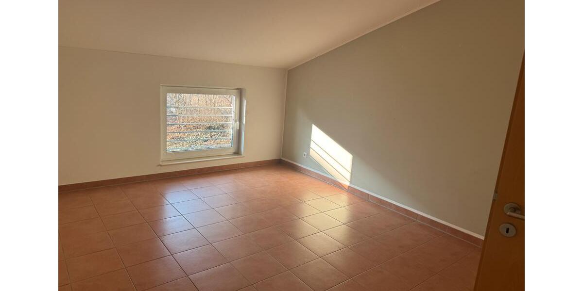 Dachgeschoßwohnung Waren (Müritz) - 3 Zimmer, 69 m&sup2;, 875&euro; | Angebot:25914730