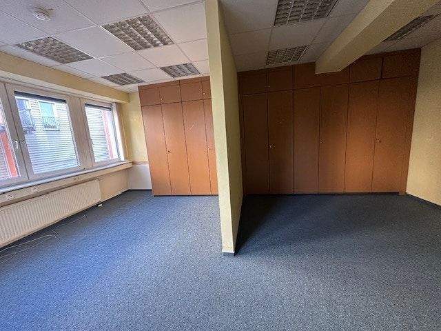 Gewerbeobjekt Landshut Industriegebiet - 1 Zimmer, 158 m&sup2;, 2.800&euro; | Angebot:25051661