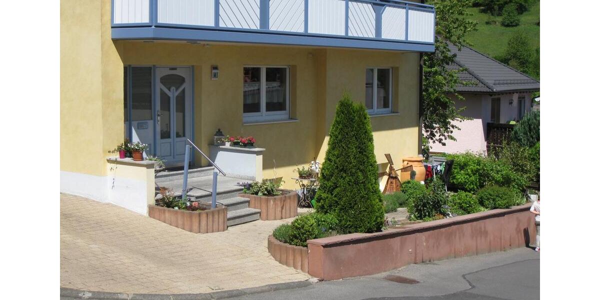 Dachgeschoßwohnung Frammersbach - 3 Zimmer, 35 m&sup2;, 450&euro; | Angebot:26591659