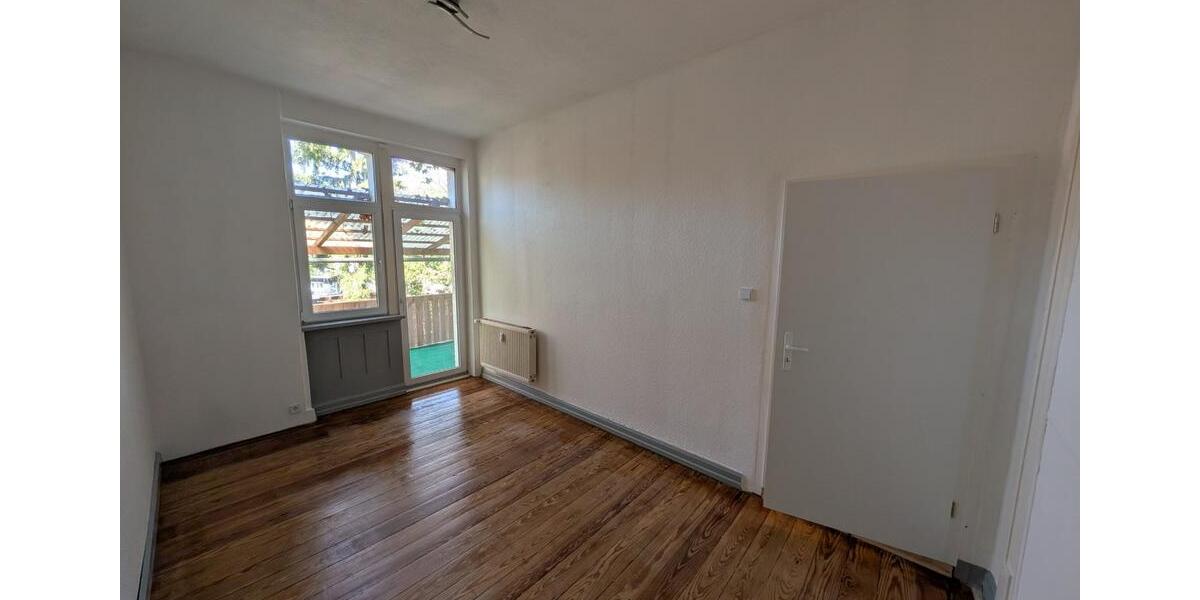 Etagenwohnung Speyer - 4 Zimmer, 110 m&sup2;, 1.200&euro; | Angebot:26271949