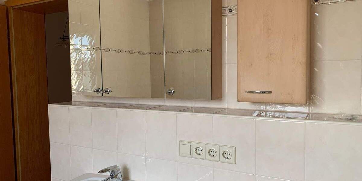 Etagenwohnung Neustadt an der Aisch Neustadt - 3 Zimmer, 86 m&sup2;, 790&euro; | Angebot:24593743