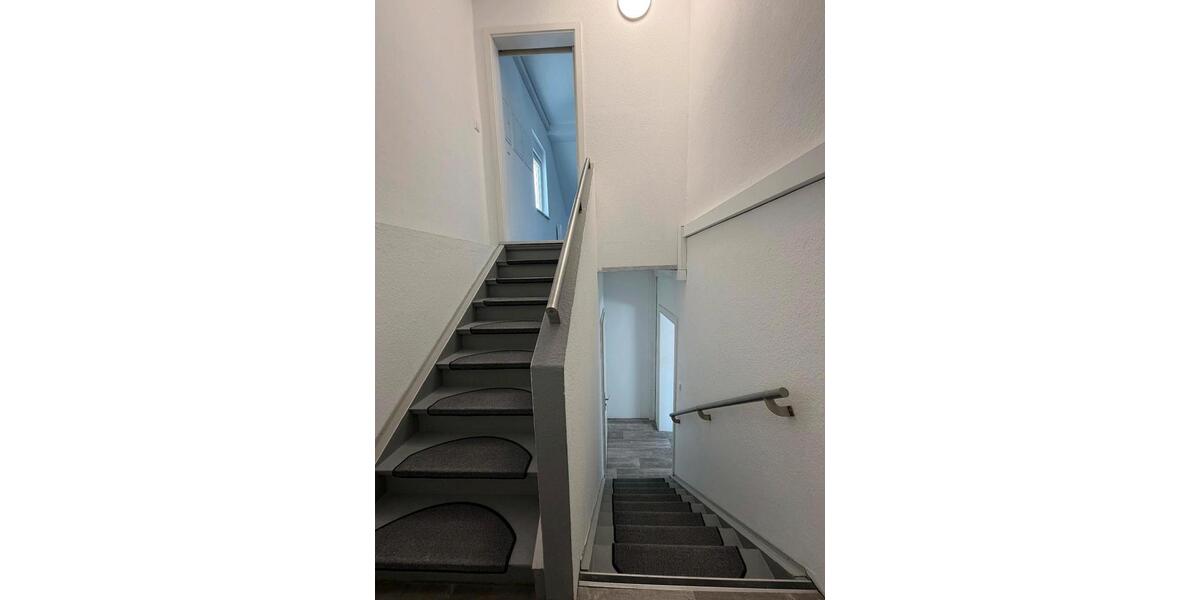 Etagenwohnung Gütersloh - 5 Zimmer, 100 m&sup2;, 950&euro; | Angebot:26302903
