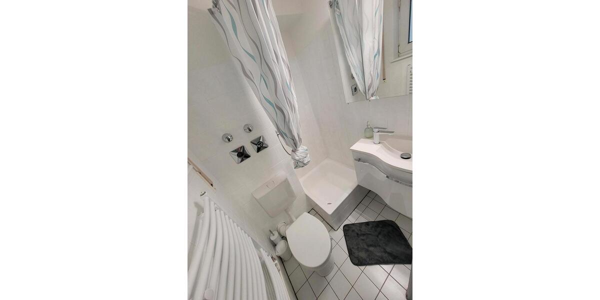 Wohnen auf Zeit Kassel - 1 Zimmer, 27 m&sup2;, 750&euro; | Angebot:24776499