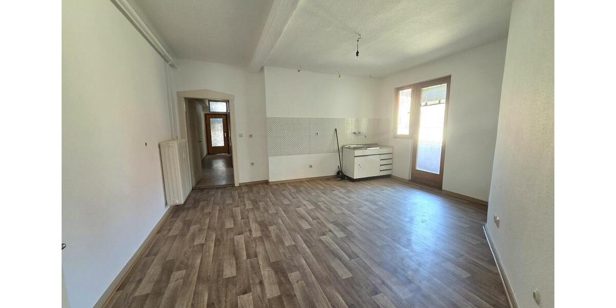 Etagenwohnung Bad Rodach - 6 Zimmer, 150 m&sup2;, 900&euro; | Angebot:26094590