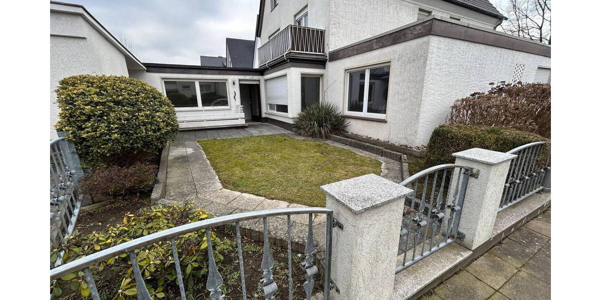 Etagenwohnung Bielefeld Brake - 4 Zimmer, 105 m&sup2;, 850&euro; | Angebot:26164115