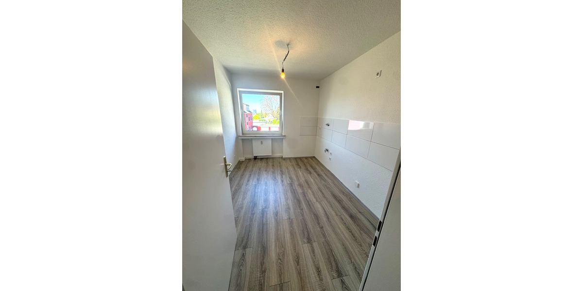 Etagenwohnung Essen Stadtbezirk IV - 3 Zimmer, 72 m&sup2;, 780&euro; | Angebot:26536507