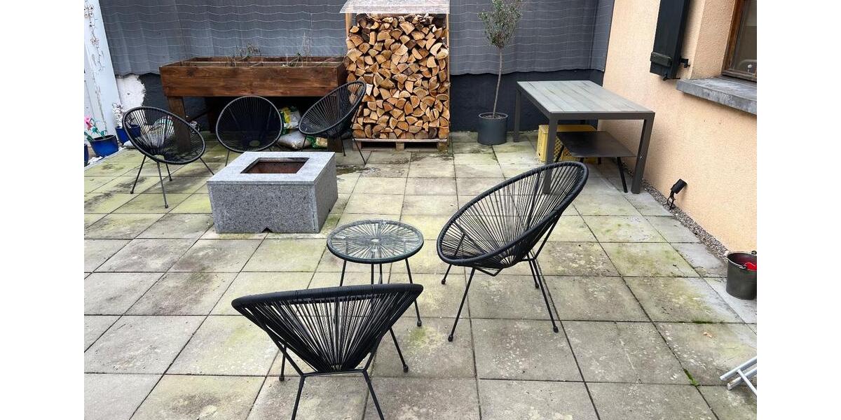700€ insgesamt, keine versteckten Kosten (Village-Neuf,FR) 8 zimmer