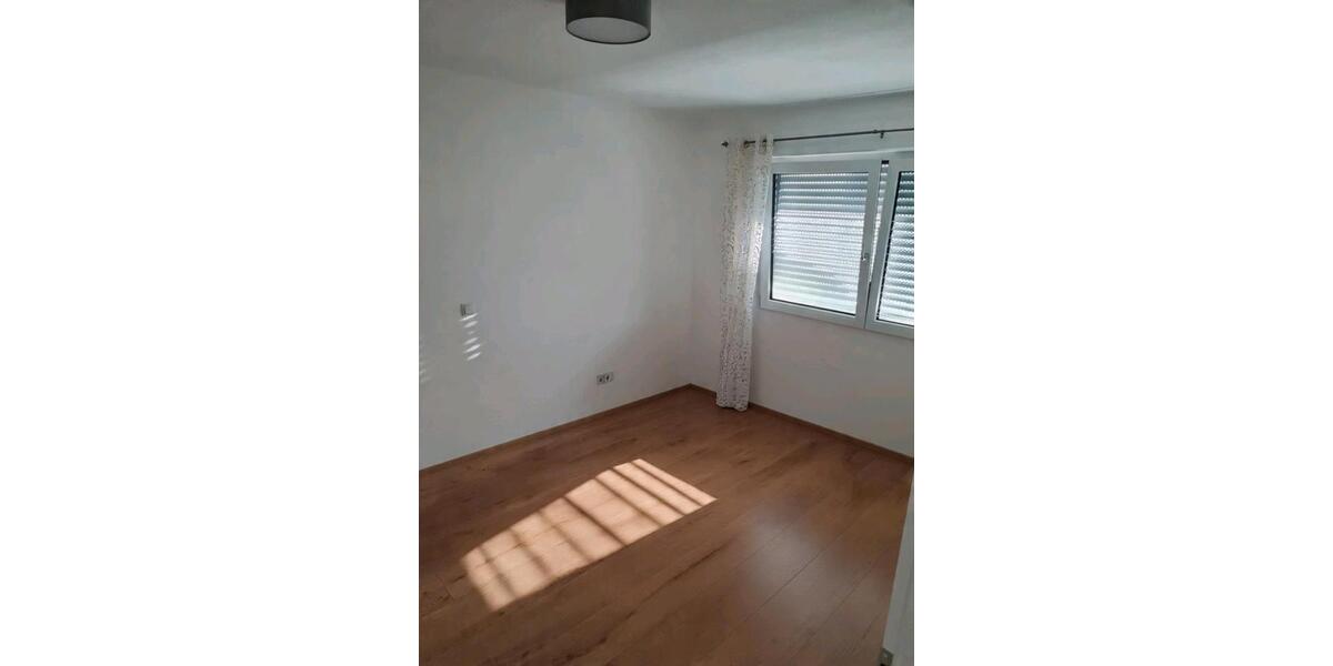 Etagenwohnung Pfeffenhausen - 2 Zimmer, 58 m&sup2;, 650&euro; | Angebot:26694034