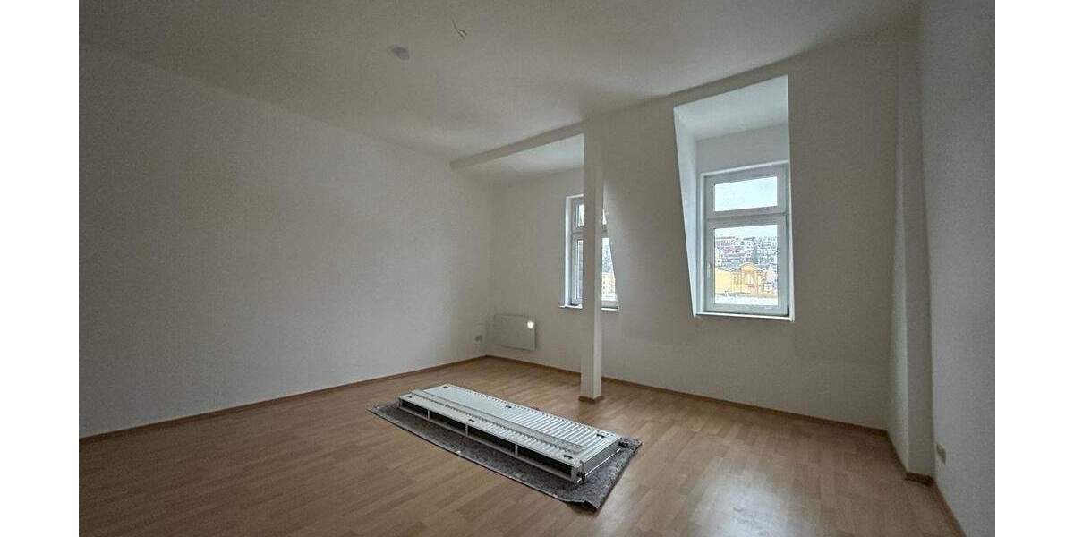 Etagenwohnung Aue - 4 Zimmer, 90 m&sup2;, 480&euro; | Angebot:25681324