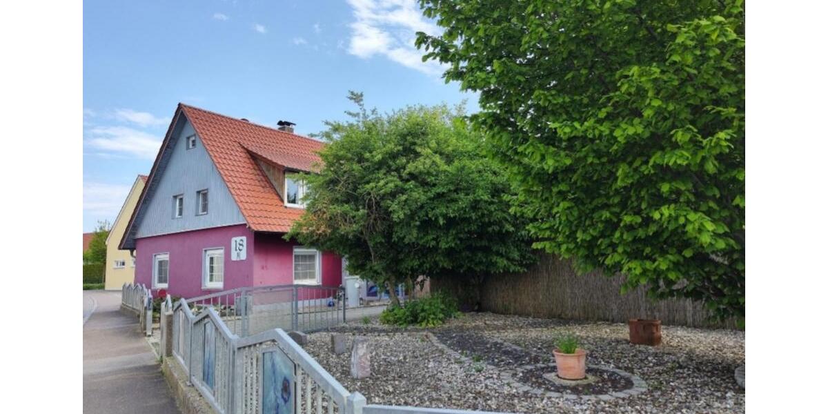 Einfamilienhaus zu Vermieten 4 zimmer