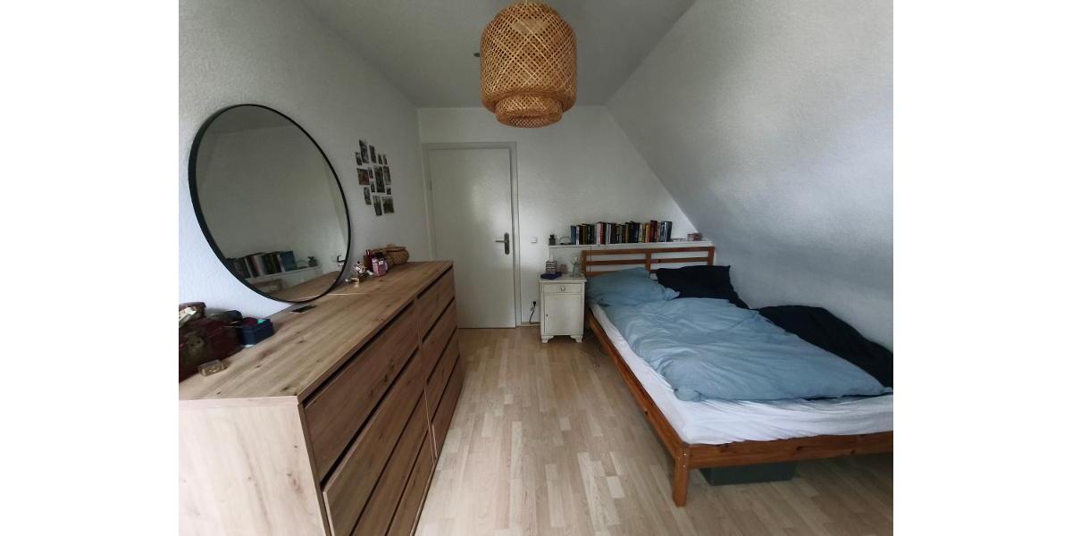 3 Zi. Wohnung im DG (2.OG) mit Stellplatz - Etagenwohnung Dechsendorf Dechsendorf | Angebot:26002016