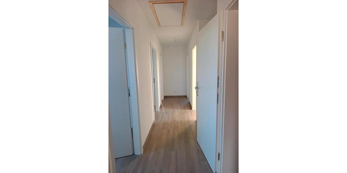 Dachgeschoßwohnung Wittenberg Lutherstadt Reinsdorf - 5 Zimmer, 80 m&sup2;, 900&euro; | Angebot:26619979