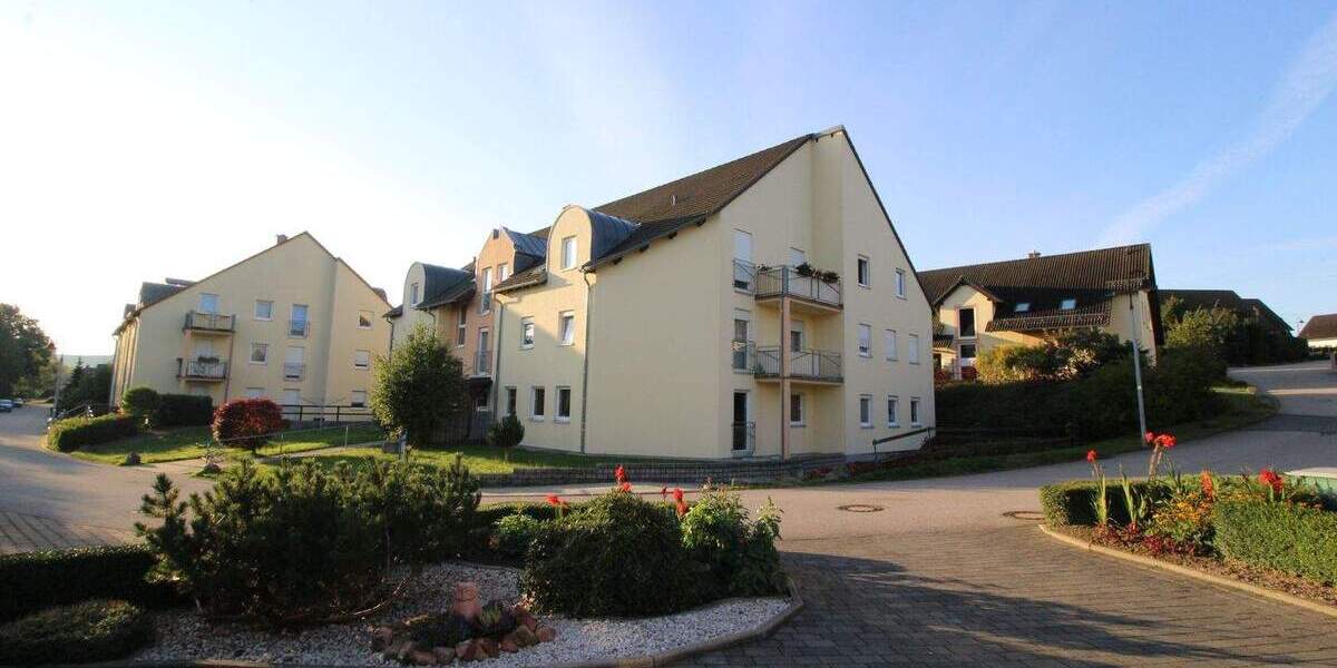 Etagenwohnung Niederfrohna - 2 Zimmer, 50 m&sup2;, 350&euro; | Angebot:26596621