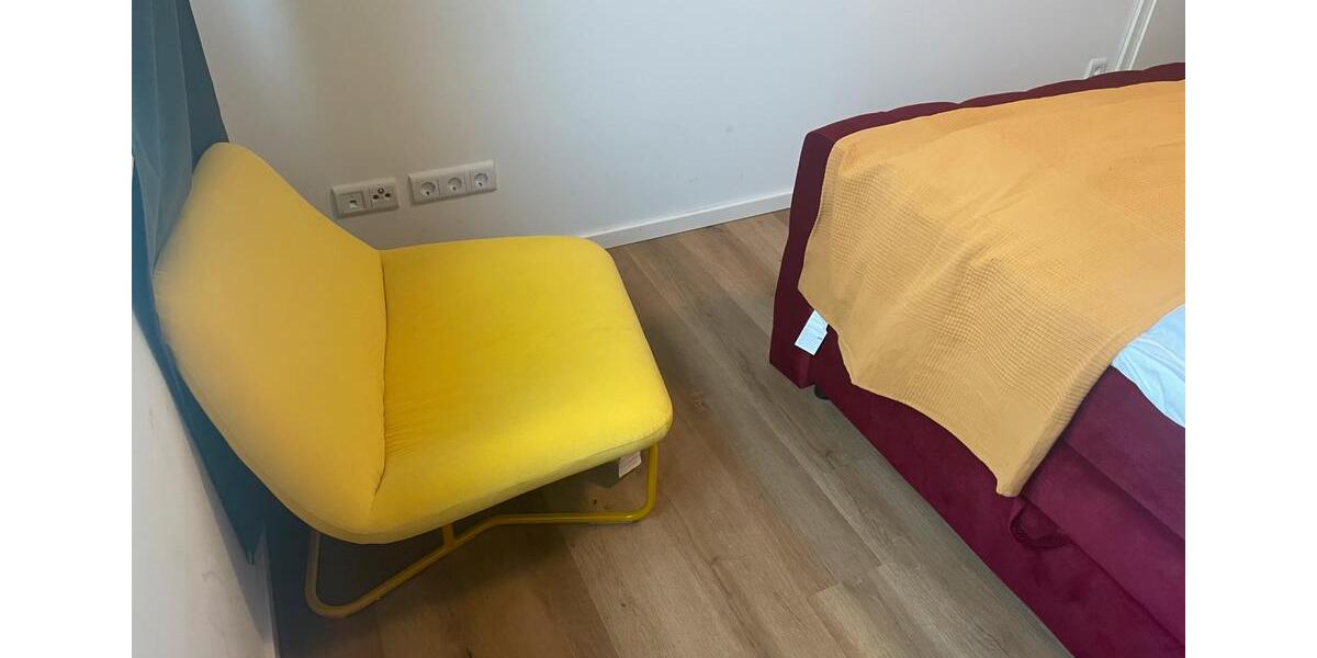 Etagenwohnung Berlin Hellersdorf - 4 Zimmer, 85 m&sup2;, 1.700&euro; | Angebot:26042702