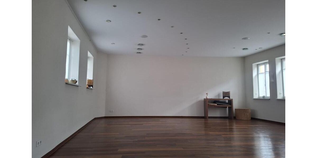 Gewerbeobjekt Pfreimd - 990&euro; | Angebot:25688873