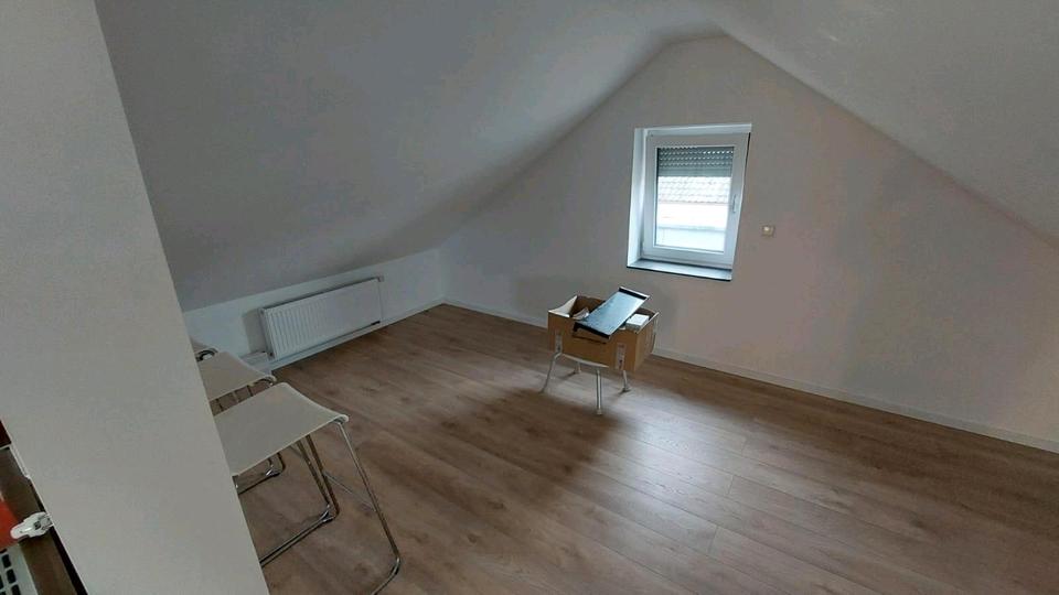 Dachgeschoss Wohnung 2 zimmer