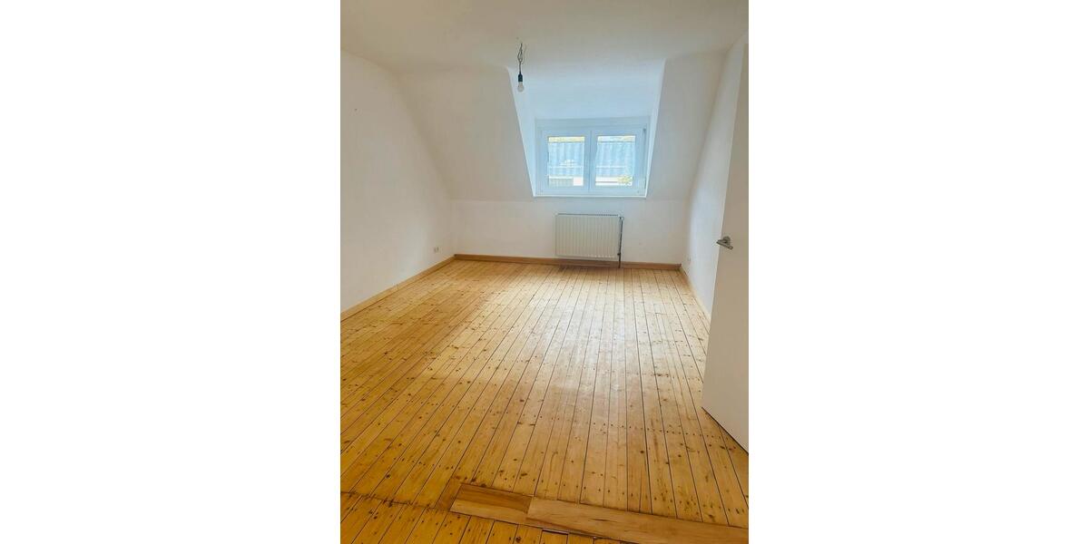 Maisonettenwohnung Solingen Wald - 2 Zimmer, 65 m&sup2;, 710&euro; | Angebot:26479950