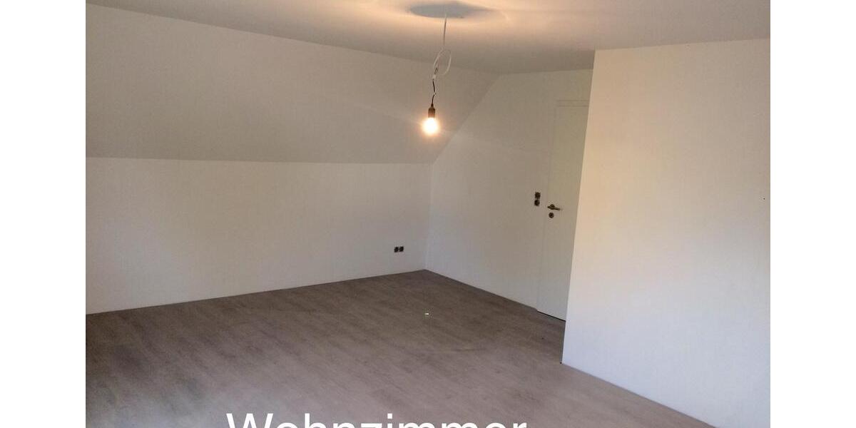 Dachgeschoßwohnung Holzminden - 2.5 Zimmer, 73 m&sup2;, 400&euro; | Angebot:26387254