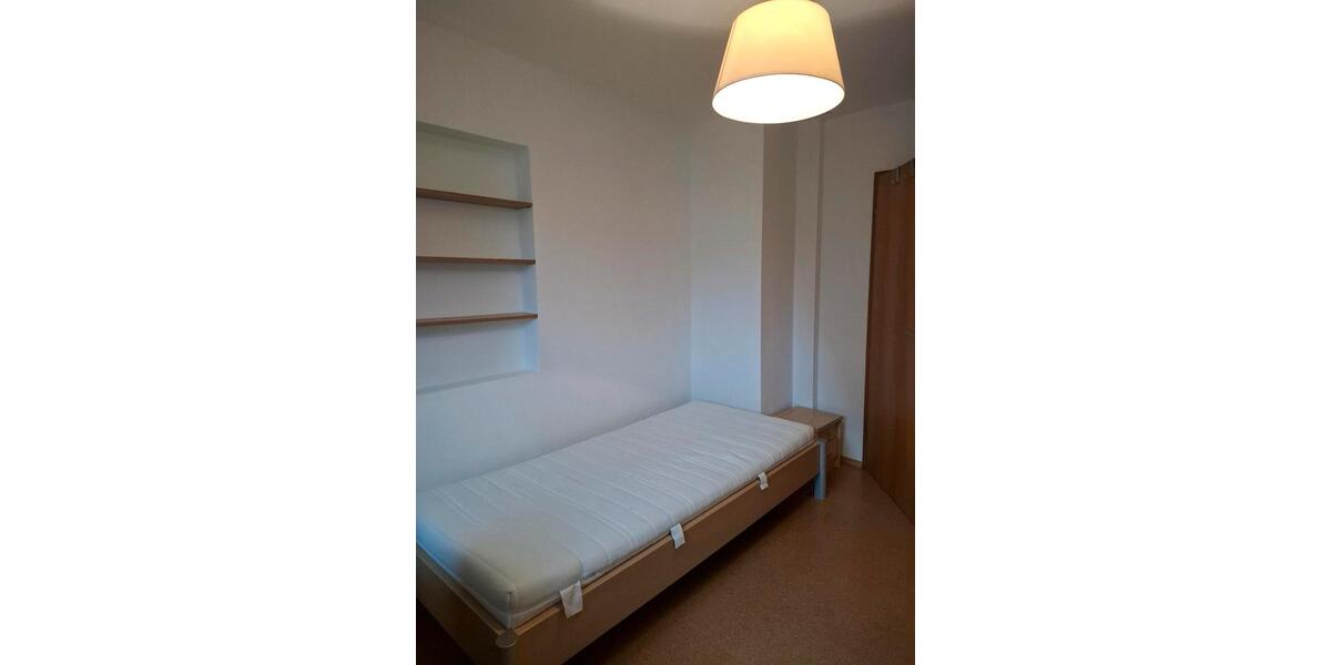 Wohnen auf Zeit Ravensburg - 1 Zimmer, 12 m&sup2;, 350&euro; | Angebot:25989621