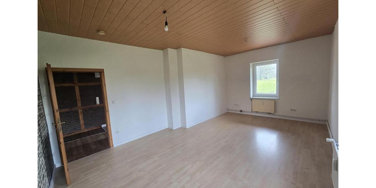 Erdgeschoßwohnung Kaltenkirchen - 4 Zimmer, 105 m&sup2;, 1.100&euro; | Angebot:26199144