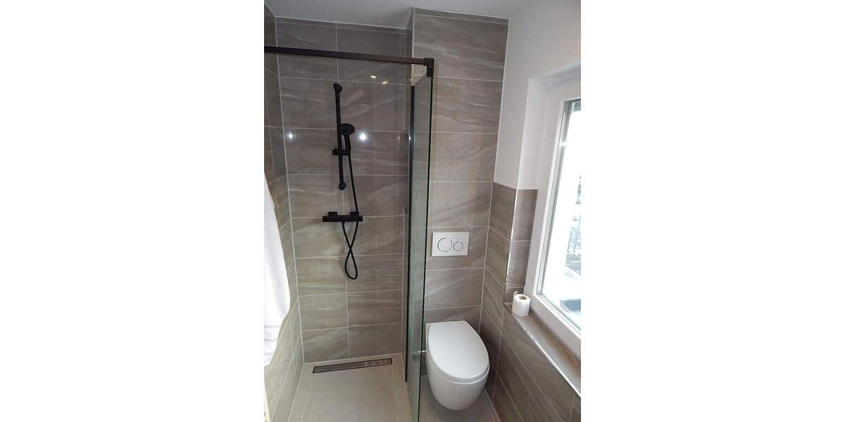 Reihenmittelhaus Göttingen Grone - 6 Zimmer, 112 m&sup2;, 1.600&euro; | Angebot:24874388