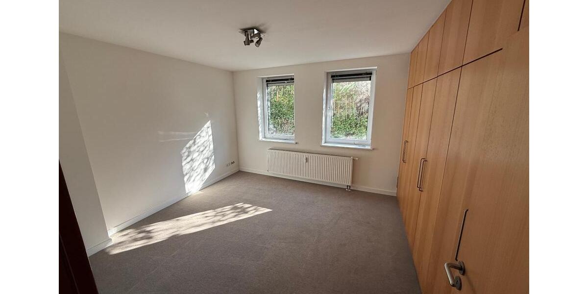 Maisonettenwohnung Flensburg - 5 Zimmer, 136 m&sup2;, 1.210&euro; | Angebot:26478583
