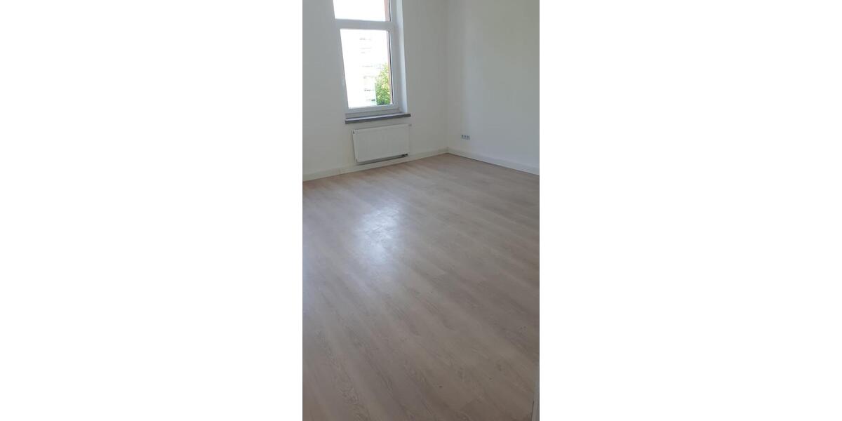 Etagenwohnung Plauen - 4 Zimmer, 108 m&sup2;, 575&euro; | Angebot:26659161