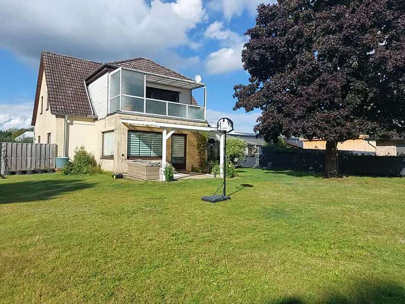 Haus zum Mieten in Büchen 1.500 € 195 m² 7 zimmer