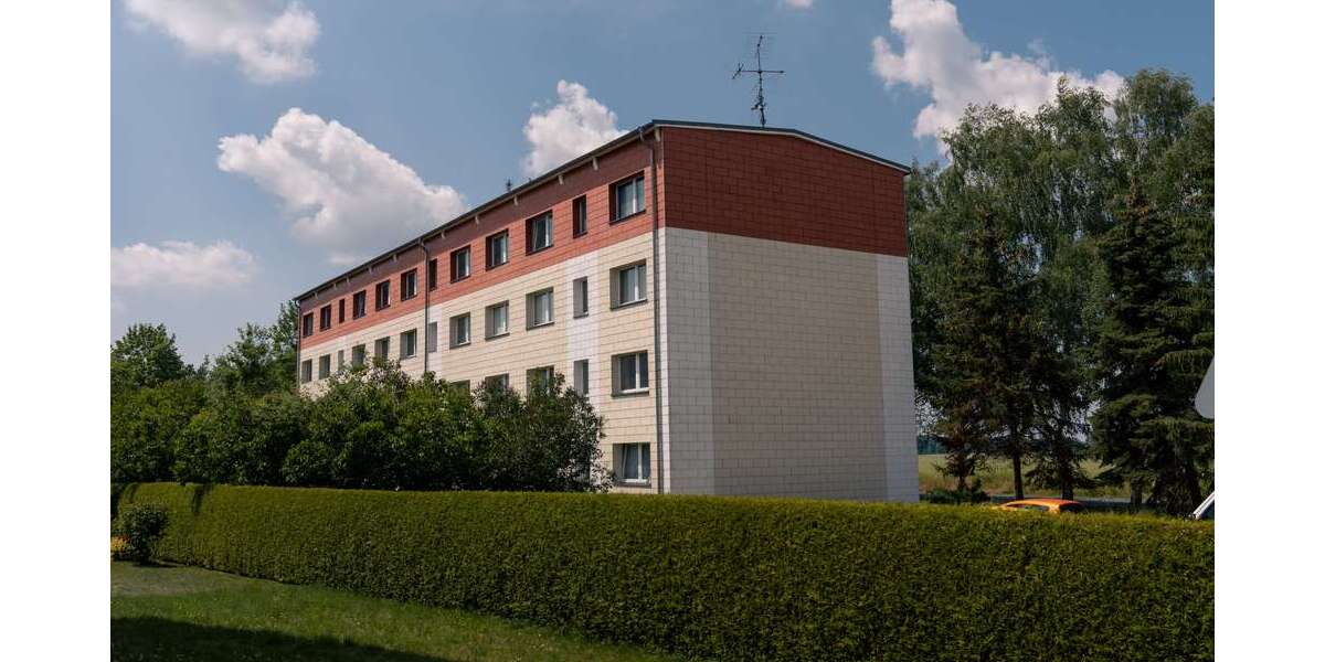 Etagenwohnung Groß Plasten - 3 Zimmer, 59 m&sup2;, 330&euro; | Angebot:13895765