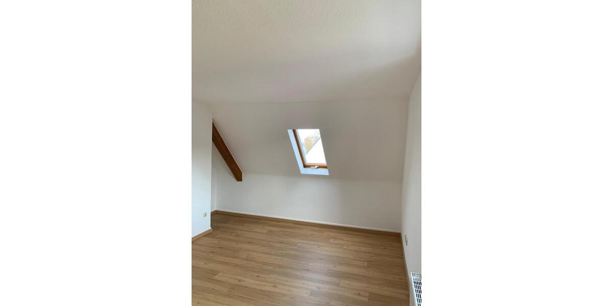 Dachgeschoßwohnung Mengen - 2 Zimmer, 58 m&sup2;, 580&euro; | Angebot:24742878