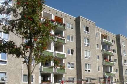 Wohnung Stralsund Grünhufe - 3 Zimmer, 66 m&sup2;, 361&euro; | Angebot:27293080
