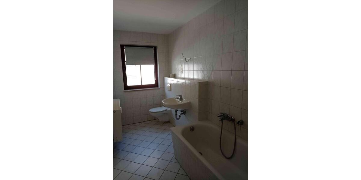 Etagenwohnung Burgstädt - 2 Zimmer, 60 m&sup2;, 387&euro; | Angebot:25415878