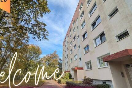 ++ freundliche Nachbarschaft - wunderschöne 3-Raum Wohnung - Balkon mit Ausblick ins Grüne ++