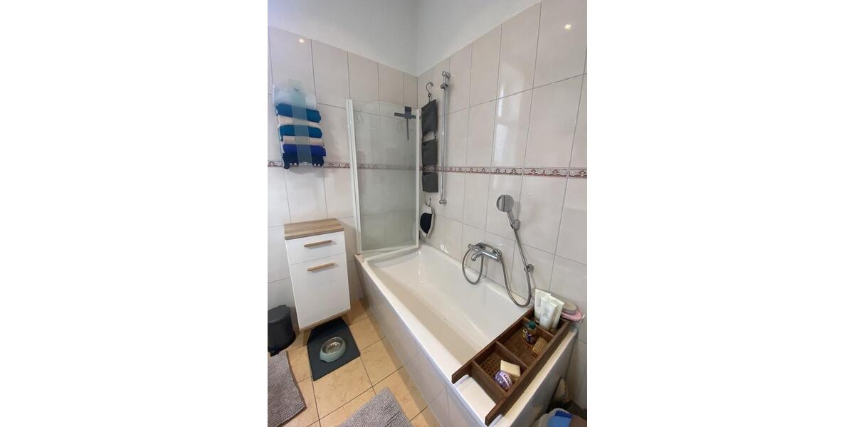 Erdgeschoßwohnung Friedrichroda - 3 Zimmer, 108 m&sup2;, 930&euro; | Angebot:25975037