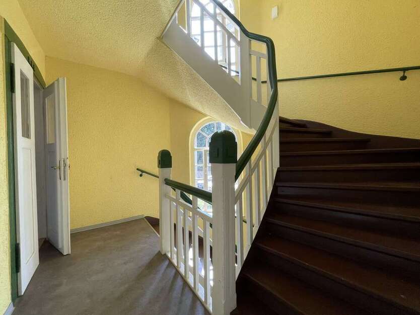 Sanierte Erdgeschoßwohnung mit Balkon!