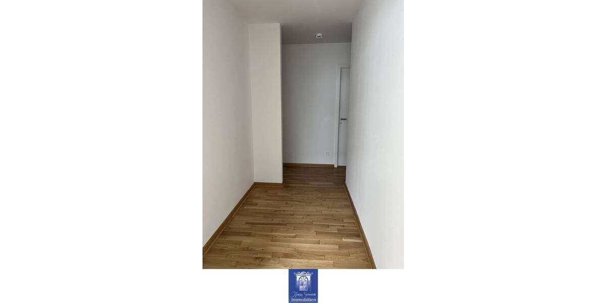 Etagenwohnung Dresden Innere Altstadt - 3 Zimmer, 101 m&sup2;, 1.325&euro; | Angebot:26835564