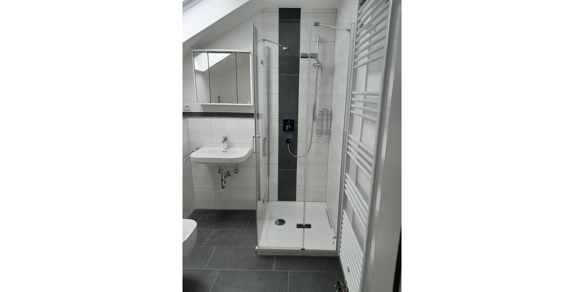 Dachgeschoßwohnung Schramberg - 2 Zimmer, 52 m&sup2;, 540&euro; | Angebot:24398244