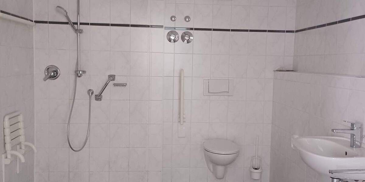 Etagenwohnung Nürnberg Lorenz - 3 Zimmer, 89 m&sup2;, 1.139&euro; | Angebot:24789405