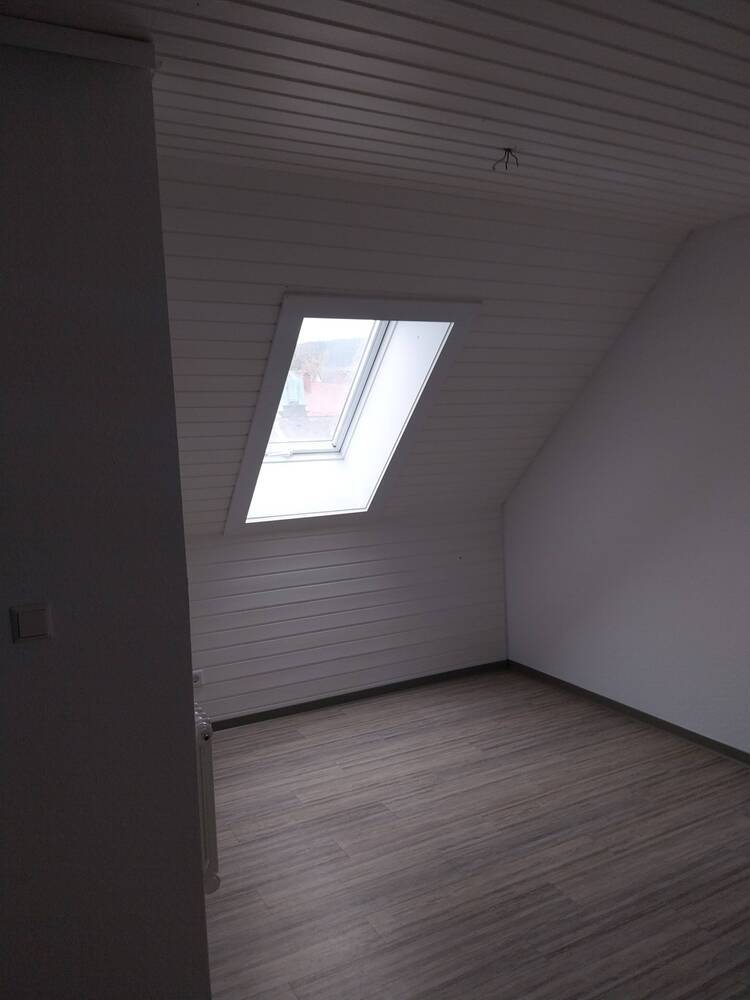 große Dachgeschoßwohnung mit Ausblick
