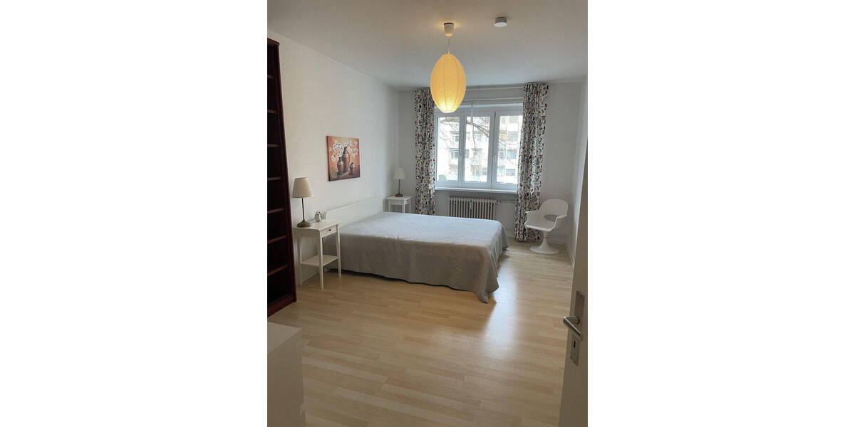 Etagenwohnung Berlin Charlottenburg - 2 Zimmer, 71 m&sup2;, 1.420&euro; | Angebot:26221061