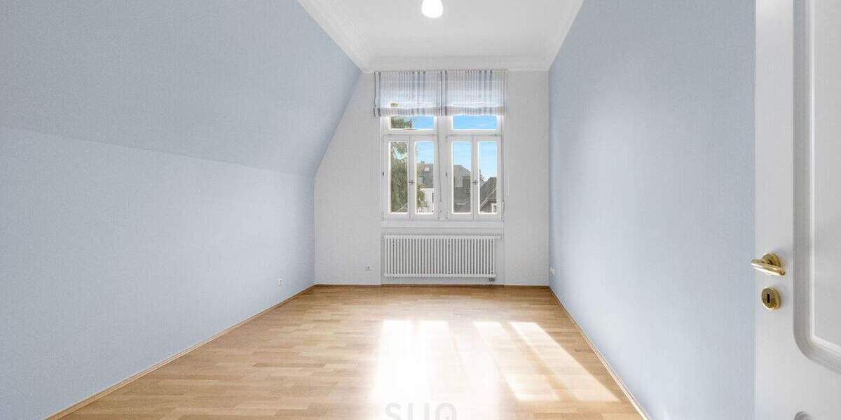 Etagenwohnung Bad Homburg vor der Höhe Kirdorf - 5 Zimmer, 149 m&sup2;, 2.400&euro; | Angebot:25691041