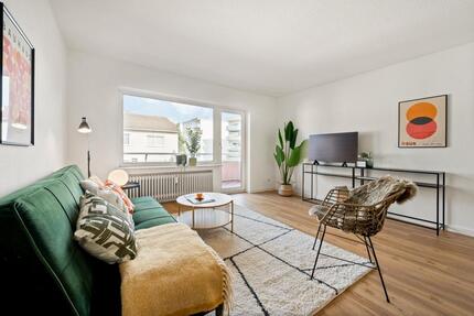 Erstbezug nach Sanierung am Waldrand: 3 Zimmer mit Balkon für 3 zimmer