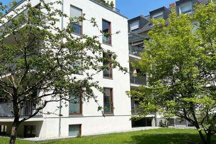 Wohnung zum Mieten in Frankfurt 3.650 € 193 m² 5 zimmer