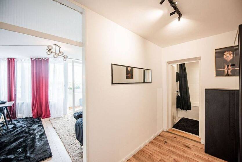 Luxuriöse 2-Zimmer-Wohnung mit Balkon