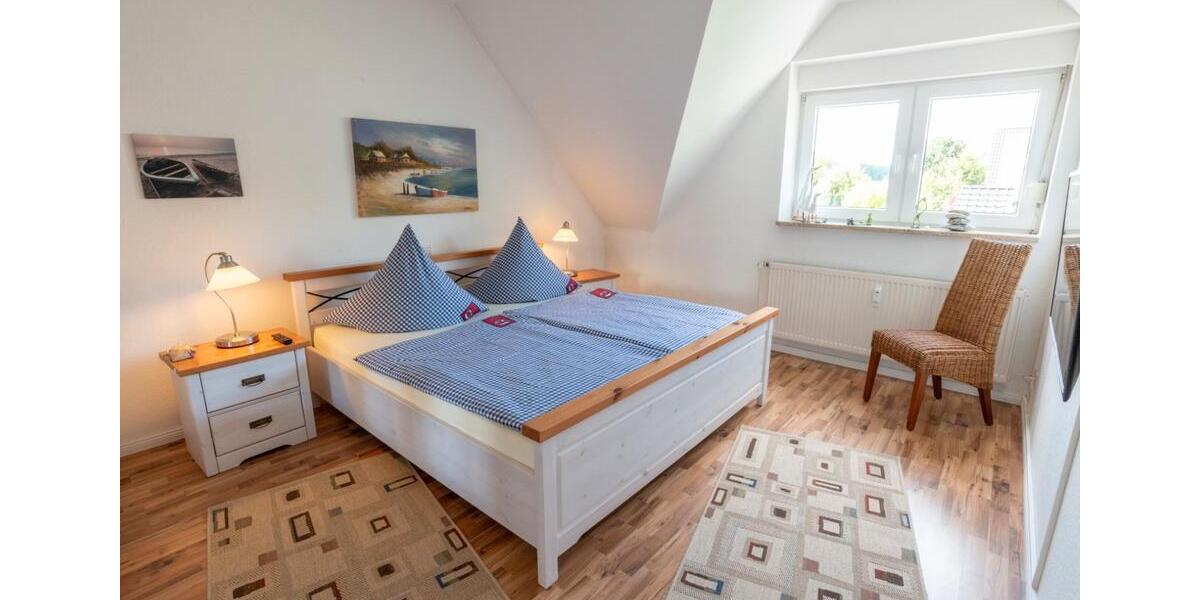 Wohnen auf Zeit Dassow - 2 Zimmer, 83 m&sup2;, 1.070&euro; | Angebot:26539407