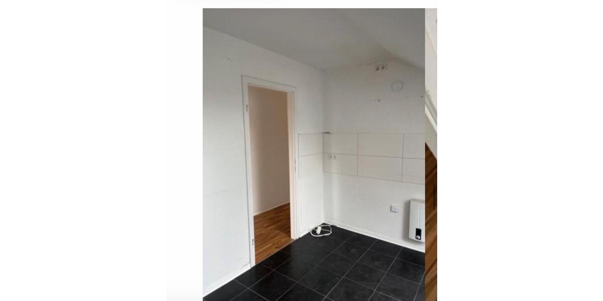 Dachgeschoßwohnung Dortmund Brackel - 3 Zimmer, 79 m&sup2;, 880&euro; | Angebot:26056081